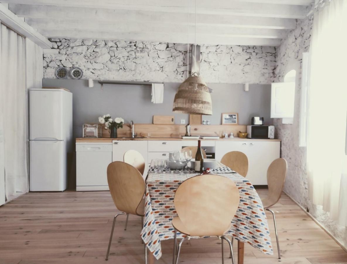 Tando Restored Catalan Old Barn To Enjoy Peaceful Rural Simplicity * Sant Jordi Desvalls