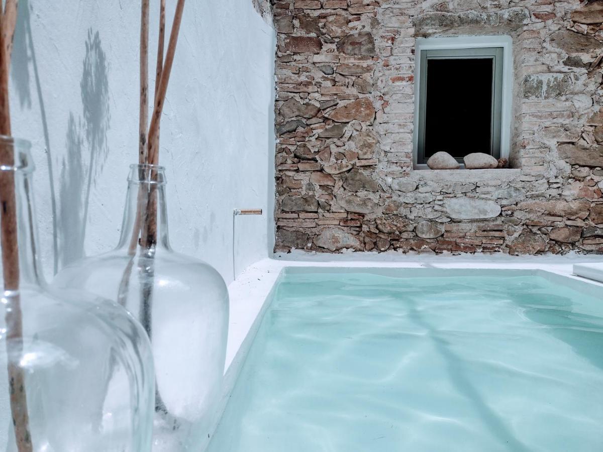 Tando Restored Catalan Old Barn To Enjoy Peaceful Rural Simplicity Sant Jordi Desvalls