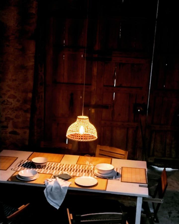 Tando Restored Catalan Old Barn To Enjoy Peaceful Rural Simplicity Séjour à la campagne Sant Jordi Desvalls